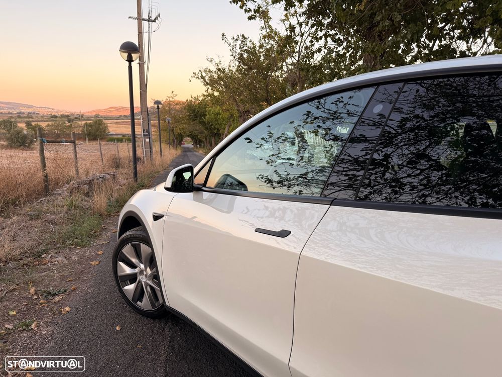 Tesla Model Y Long Range Tração Integral - 9