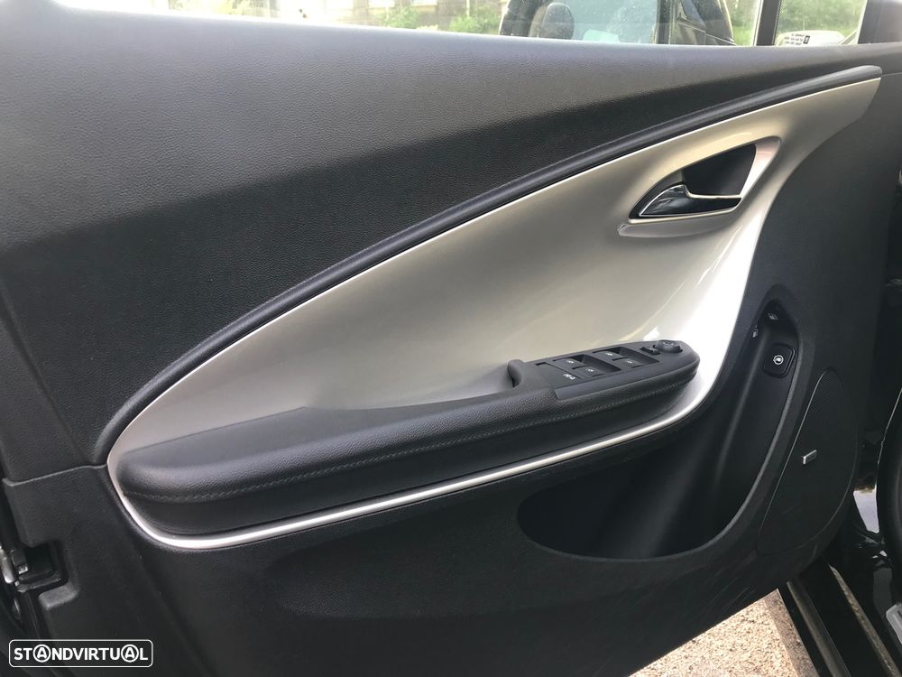 Opel Ampera - 2