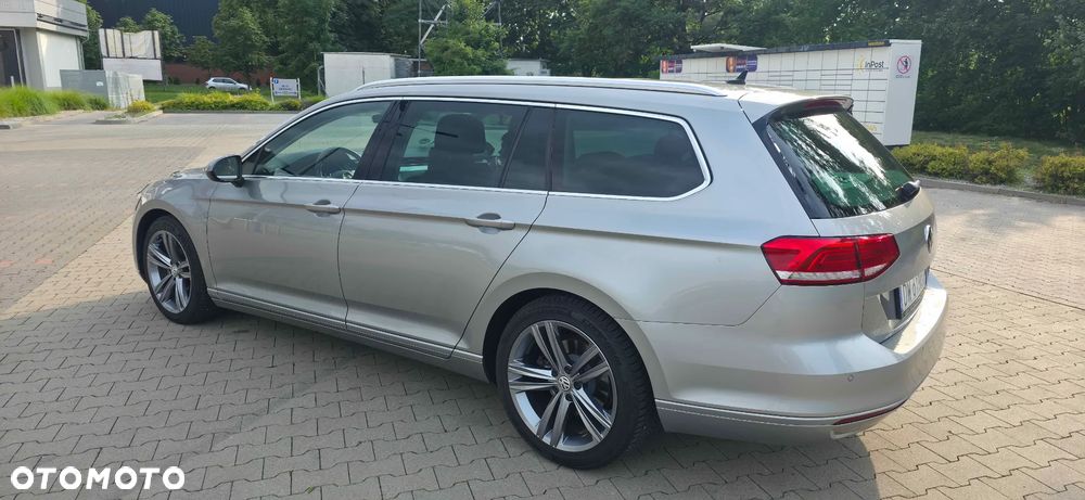 Volkswagen Passat 2.0 TDI (BlueMotion Technology) DSG Highline - 4