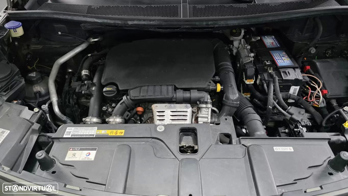 Peugeot 3008 1.2 PureTech Allure EAT6 - 41