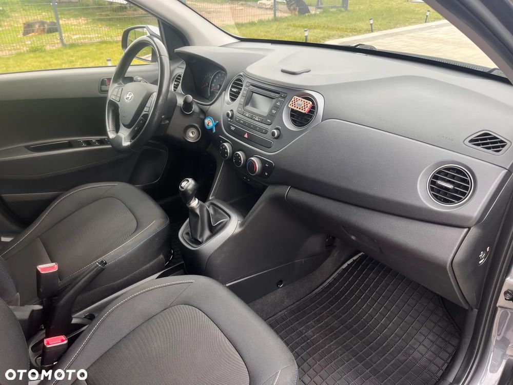 Hyundai i10 - 21