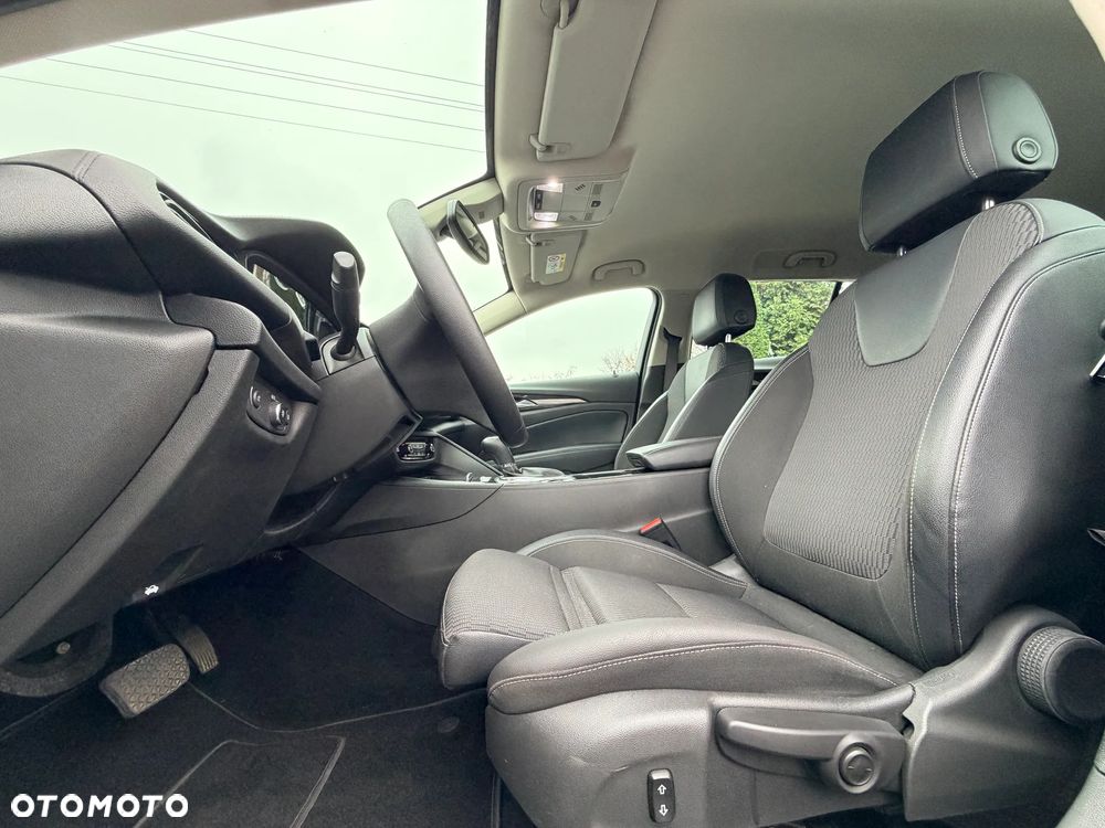 Opel Insignia 2.0 CDTI Elegance S&S - 11