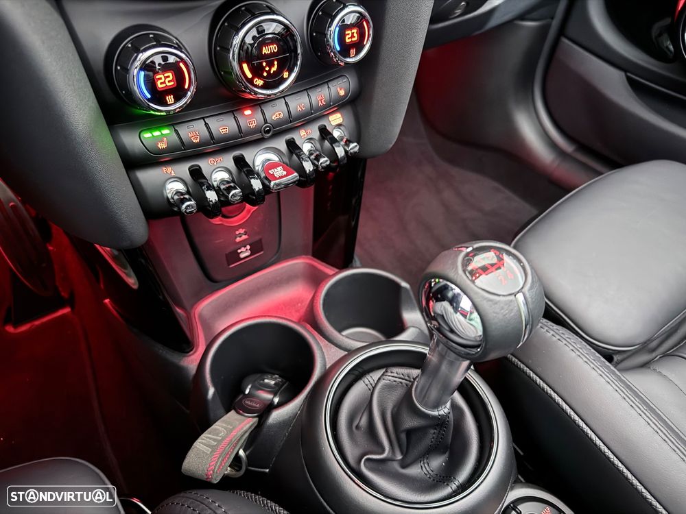 MINI Cabrio John Cooper Works Plus - 27