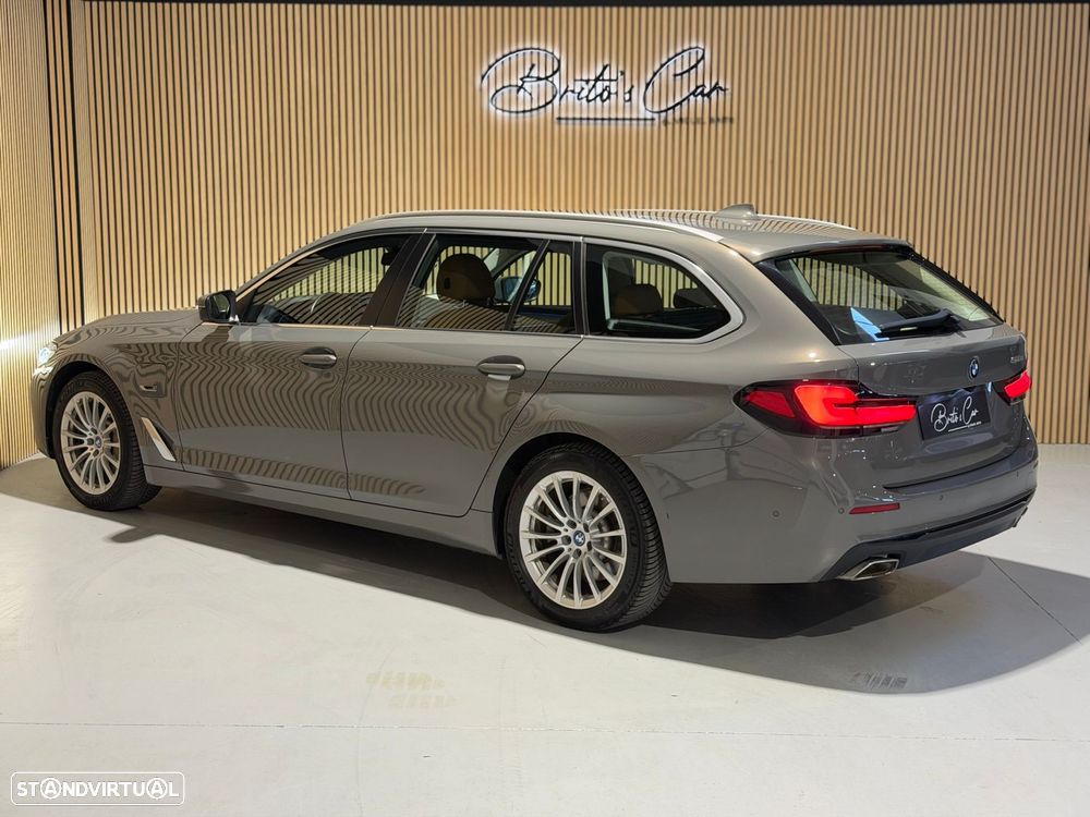 BMW 520 e Aut. Luxury Line - 3
