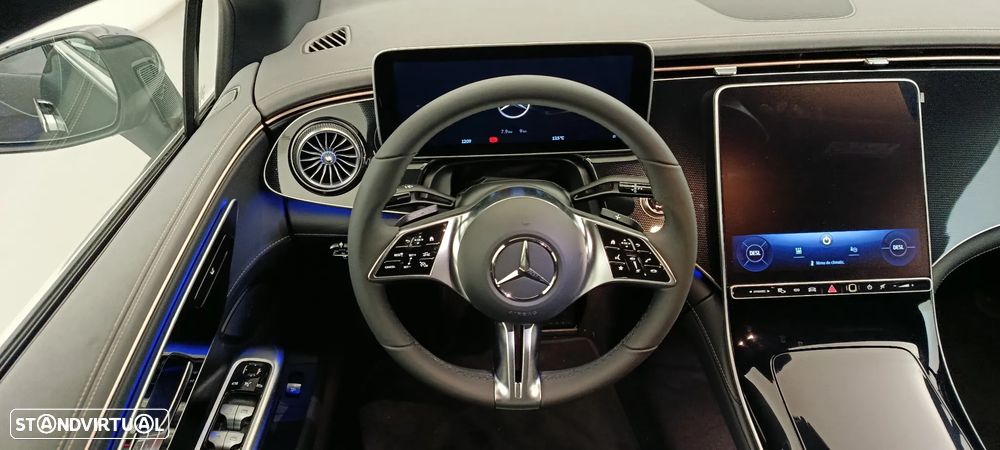 Mercedes-Benz EQE 300 - 18