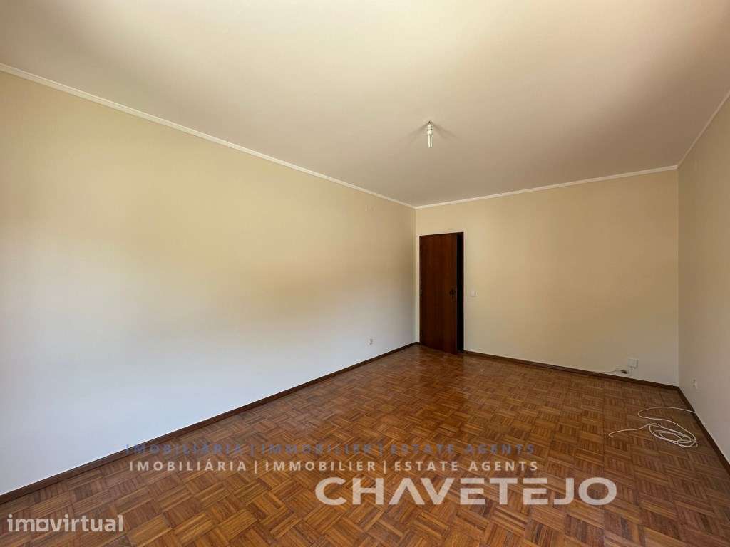 Apartamento T3 com arrecadação e vistas para o Castelo de Tomar e M... - Grande imagem: 4/30