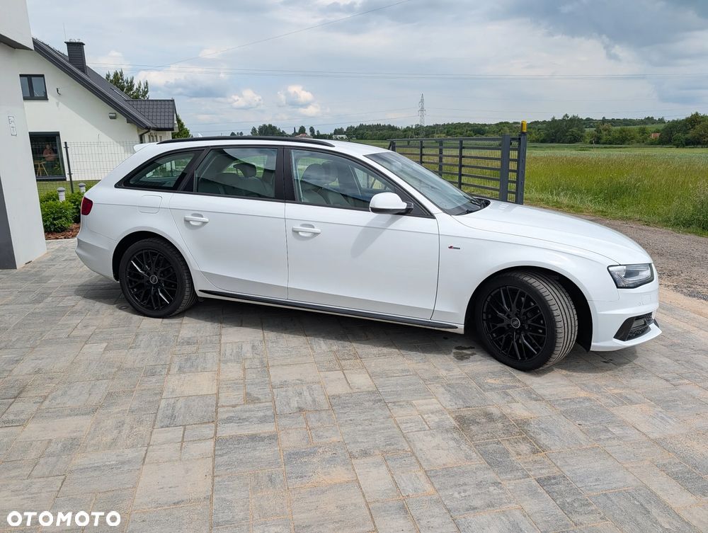 Audi A4 Avant 2.0 TDI DPF clean diesel multitronic S line Sportpaket - 12