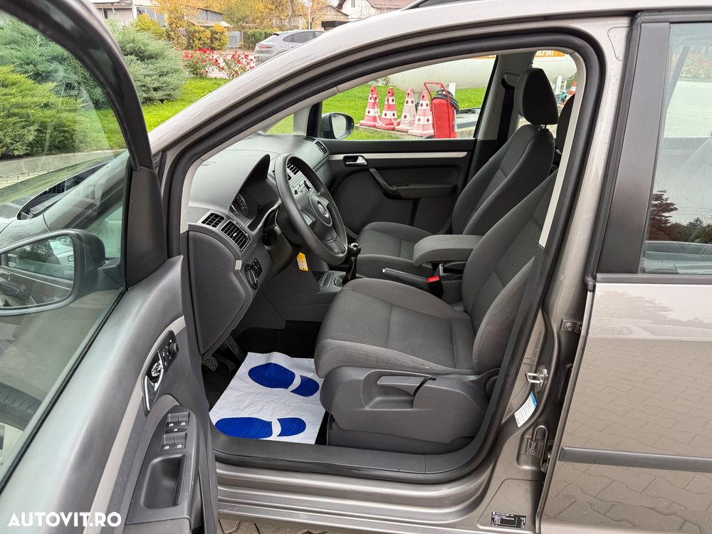 Volkswagen Touran 1.6 TDI BlueMotion Technology Trendline - 10