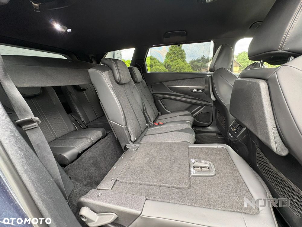 Peugeot 5008 THP 165 EAT6 Allure - 18