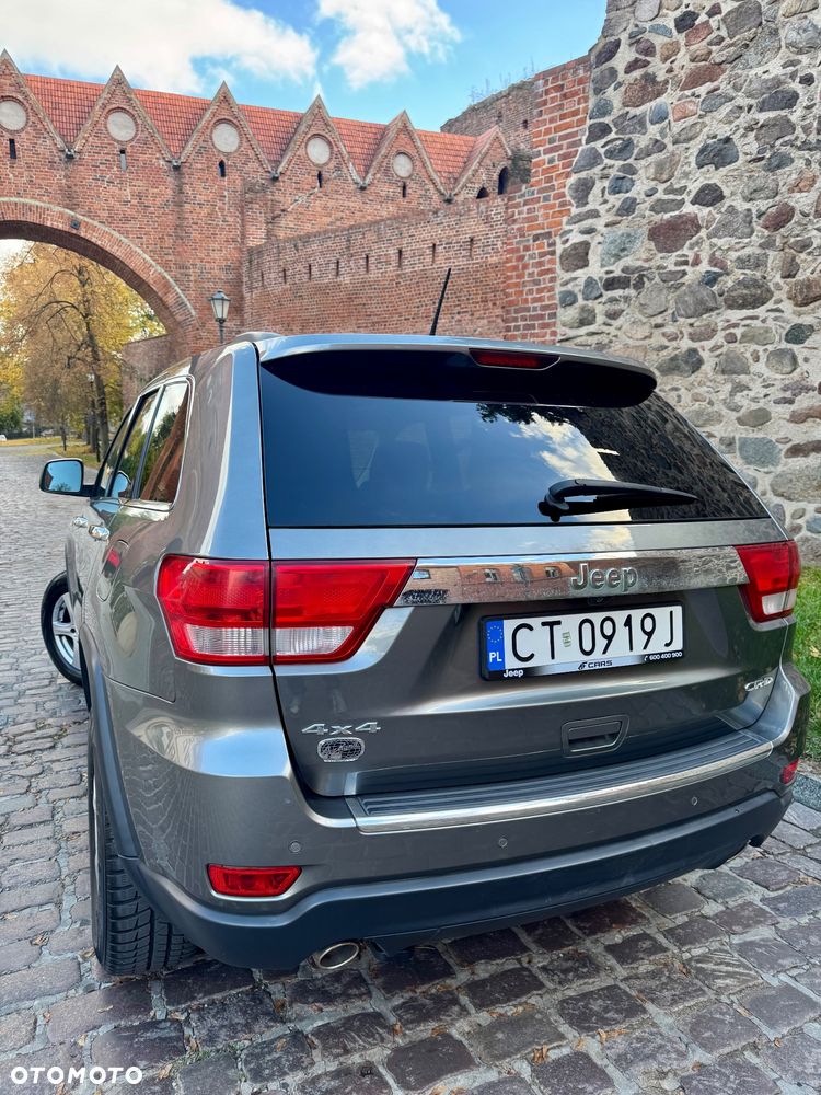 Jeep Grand Cherokee - 10