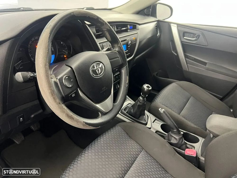 Toyota Auris Touring Sports 1.4 D-4D Active - 7