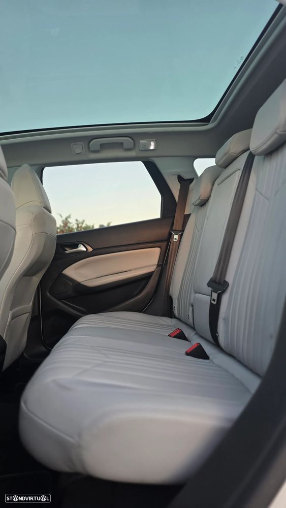 Peugeot 308 BlueHDi 130 Allure Pack - 11