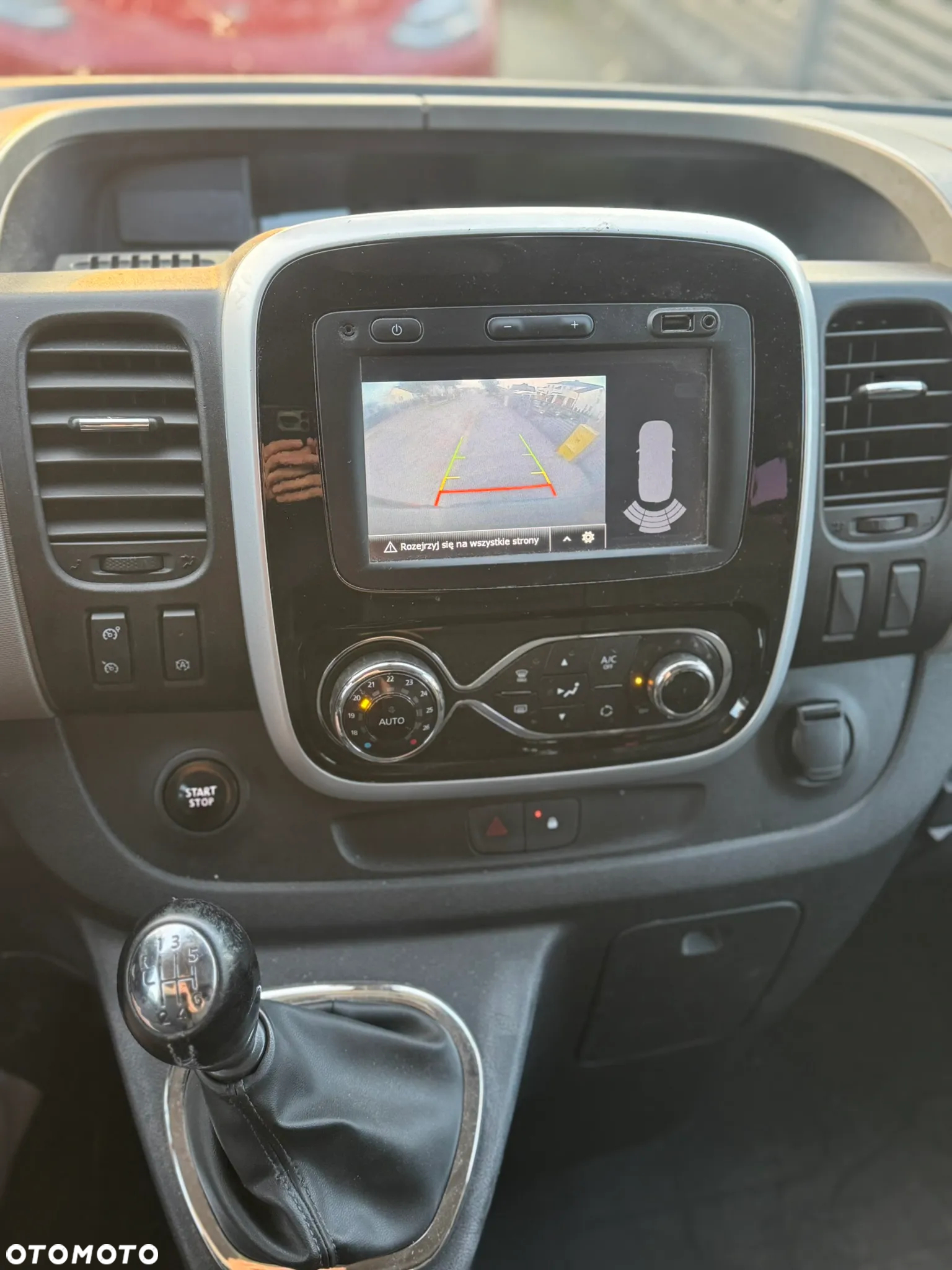 Renault Trafic - 6