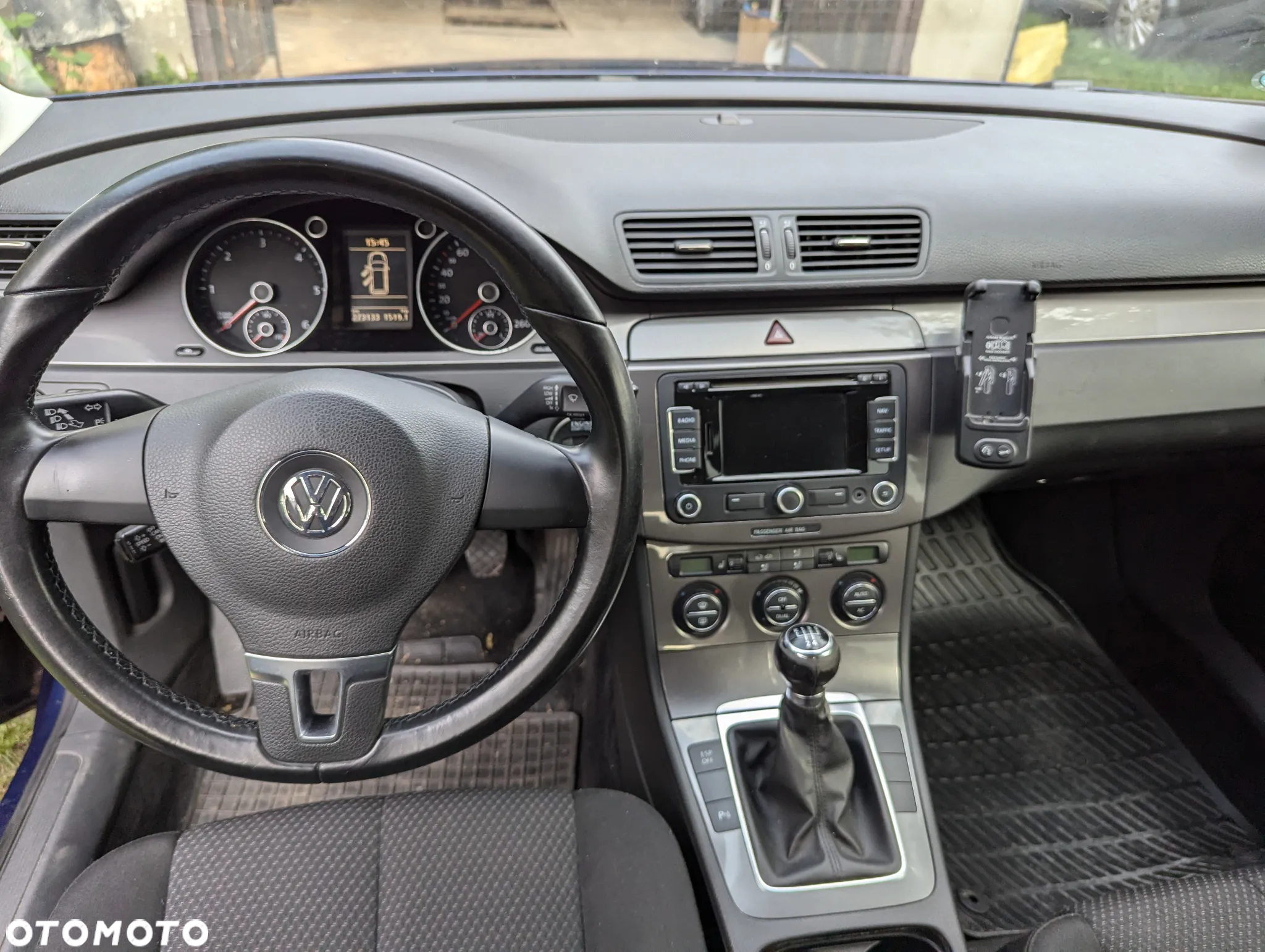 Volkswagen Passat 2.0 TDI DPF Comfortline - 12