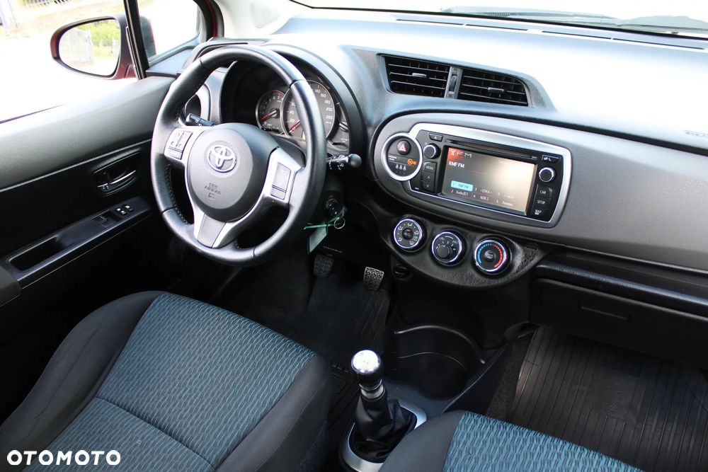 Toyota Yaris - 15