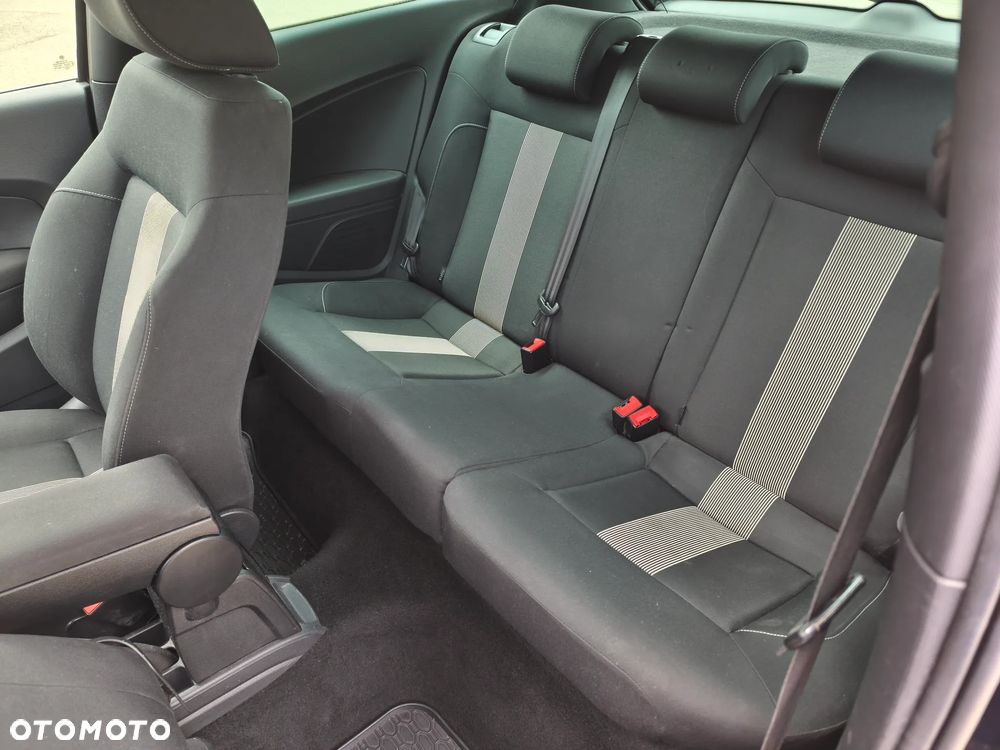 Volkswagen Polo - 17