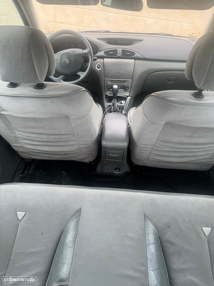 Renault Laguna 1.9 dCi Dynamique - 5