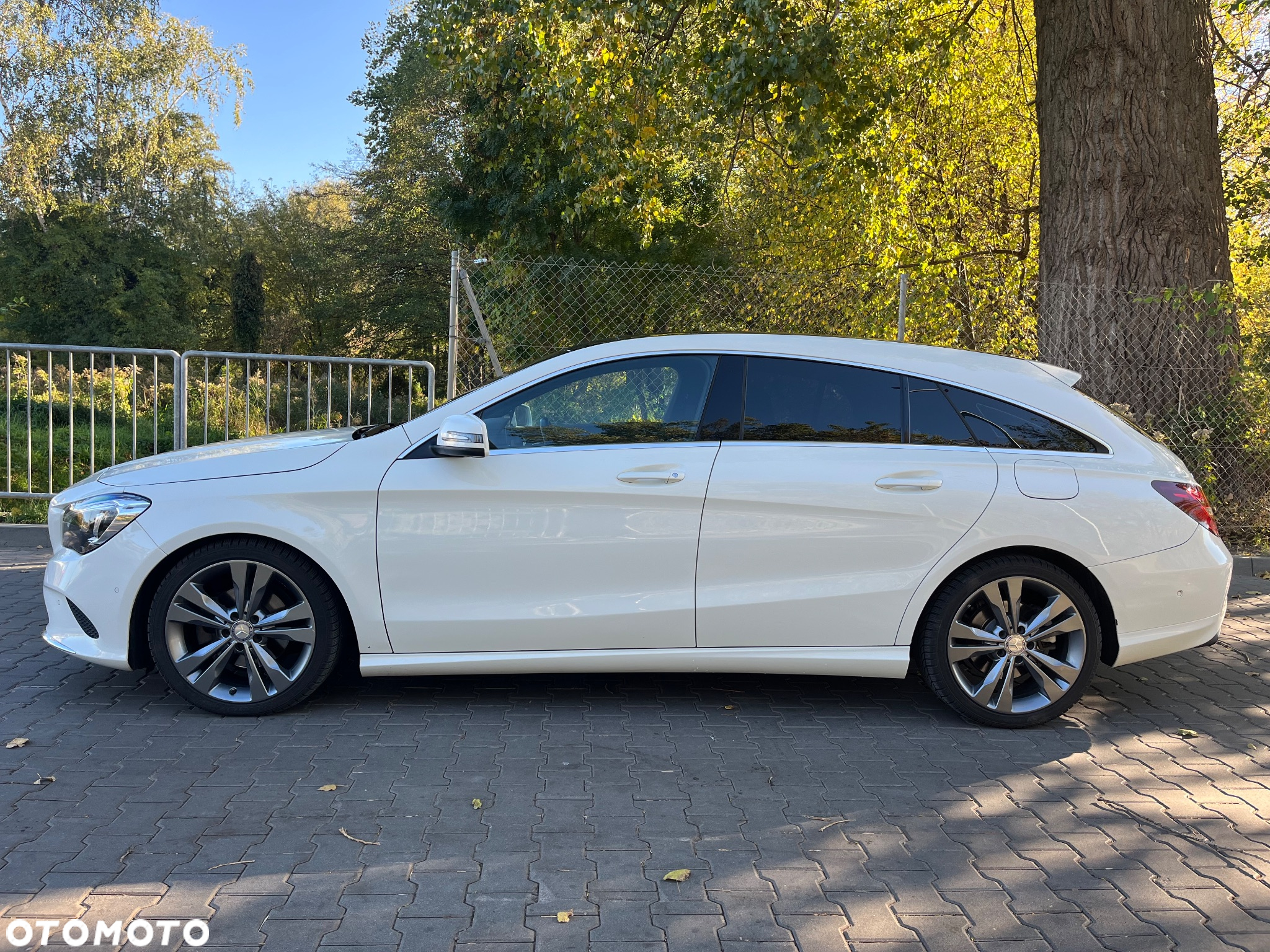 Mercedes-Benz CLA 200 d 7G-DCT - 4