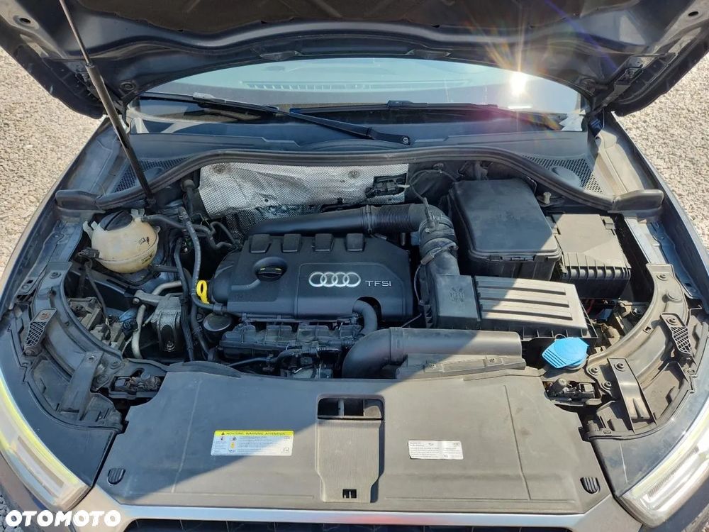 Audi Q3 2.0 TFSI Quattro S tronic design - 10
