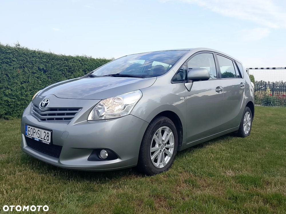 Toyota Verso 2.0 D-4D Sol plus 7os - 2