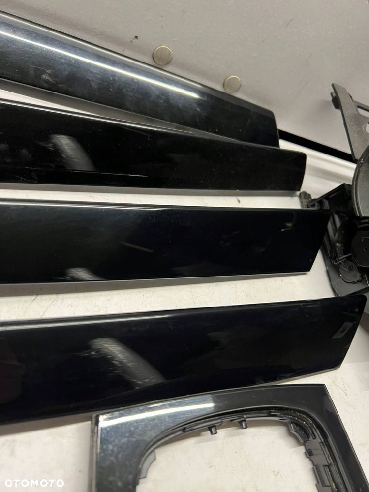 Próg przedni Audi A3 S3 A3 Sportback 8P Komplet - 5