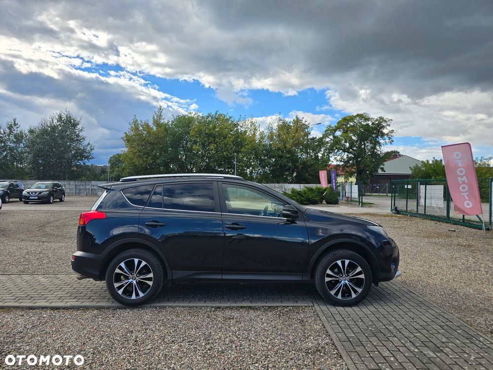 Toyota Rav4 2015 photo 5
