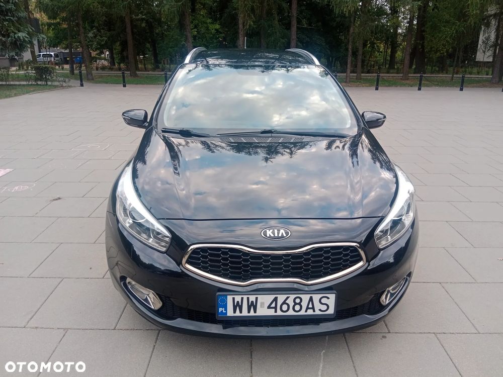 Kia Ceed - 10