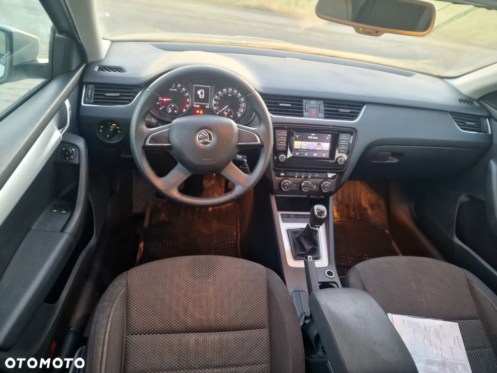 Skoda Octavia 1.6 TDI Green tec 4x4 Ambition - 20