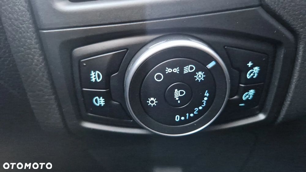 Ford Focus 1.5 EcoBlue STart-Stopp-System TITANIUM - 26