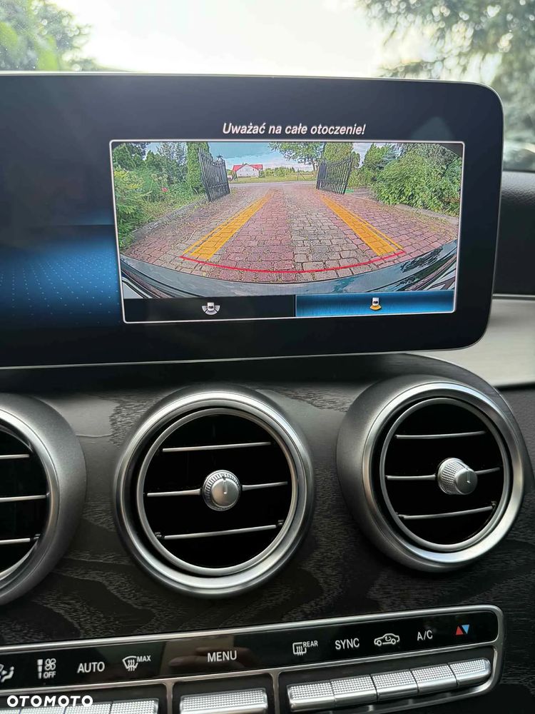 Mercedes-Benz Klasa C 300 4Matic 9G-TRONIC Avantgarde - 9