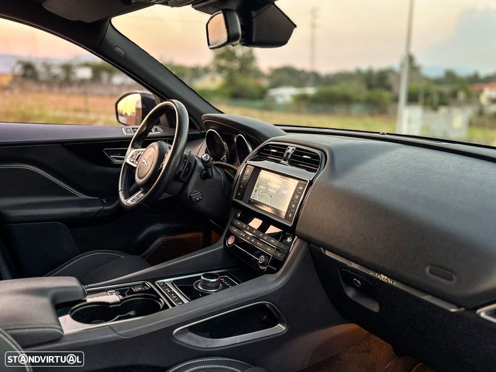 Jaguar F-Pace 20d Aut. R-Sport - 33