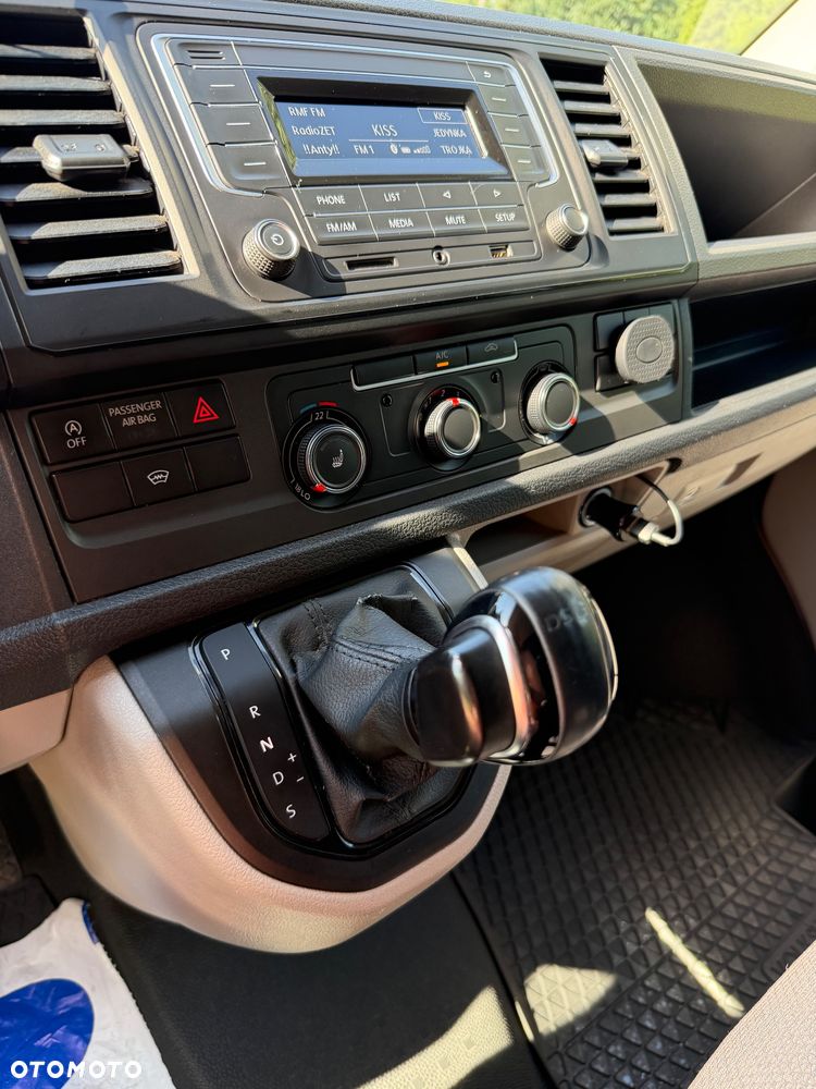 Volkswagen Transporter - 17