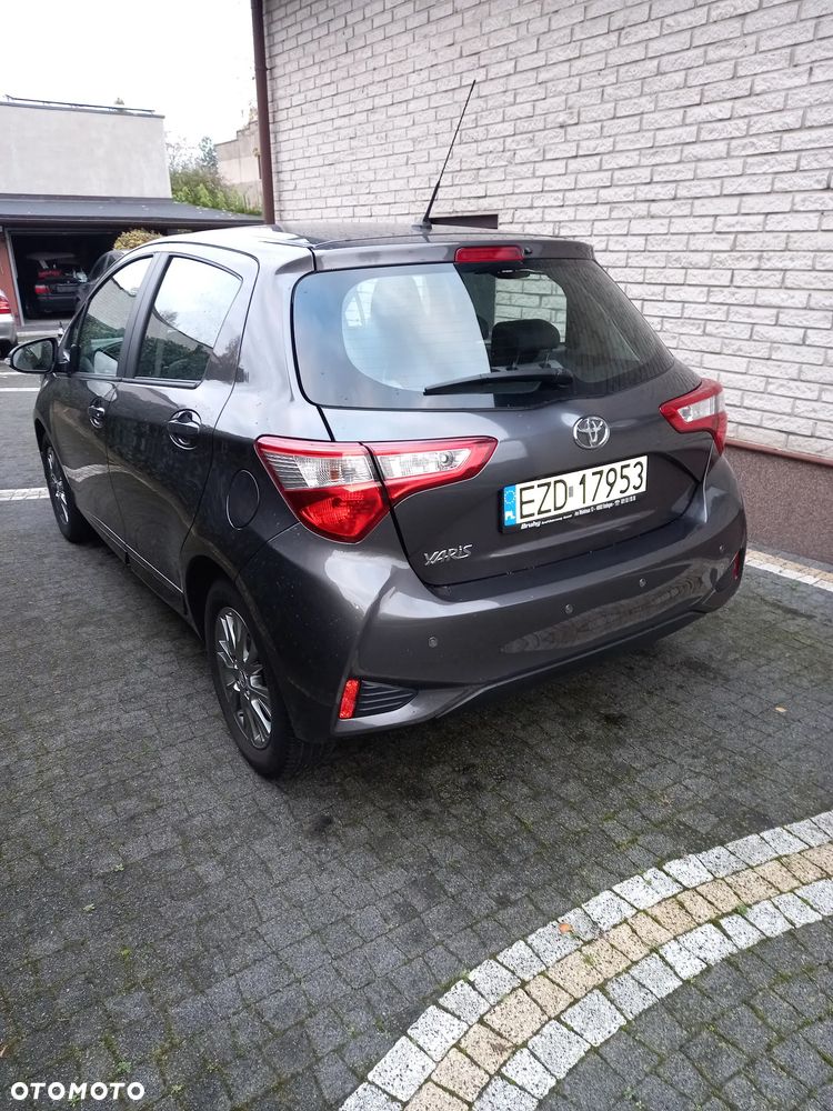 Toyota Yaris - 6