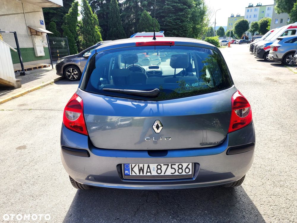 Renault Clio - 5