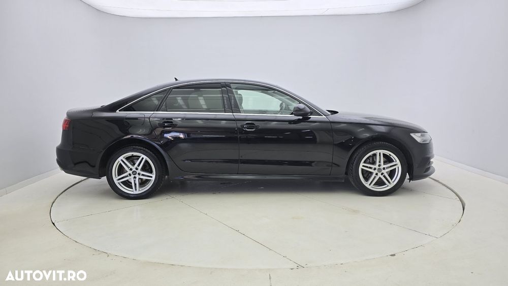 Audi A6 2.0 TDI Ultra S tronic - 5
