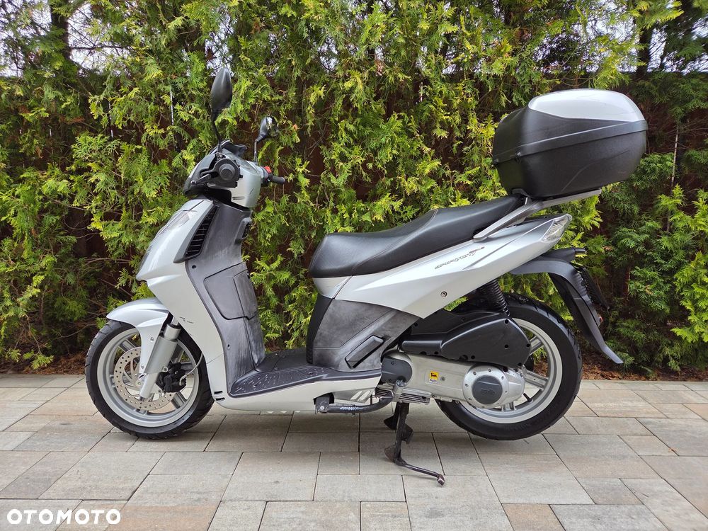Aprilia Sportcity - 5