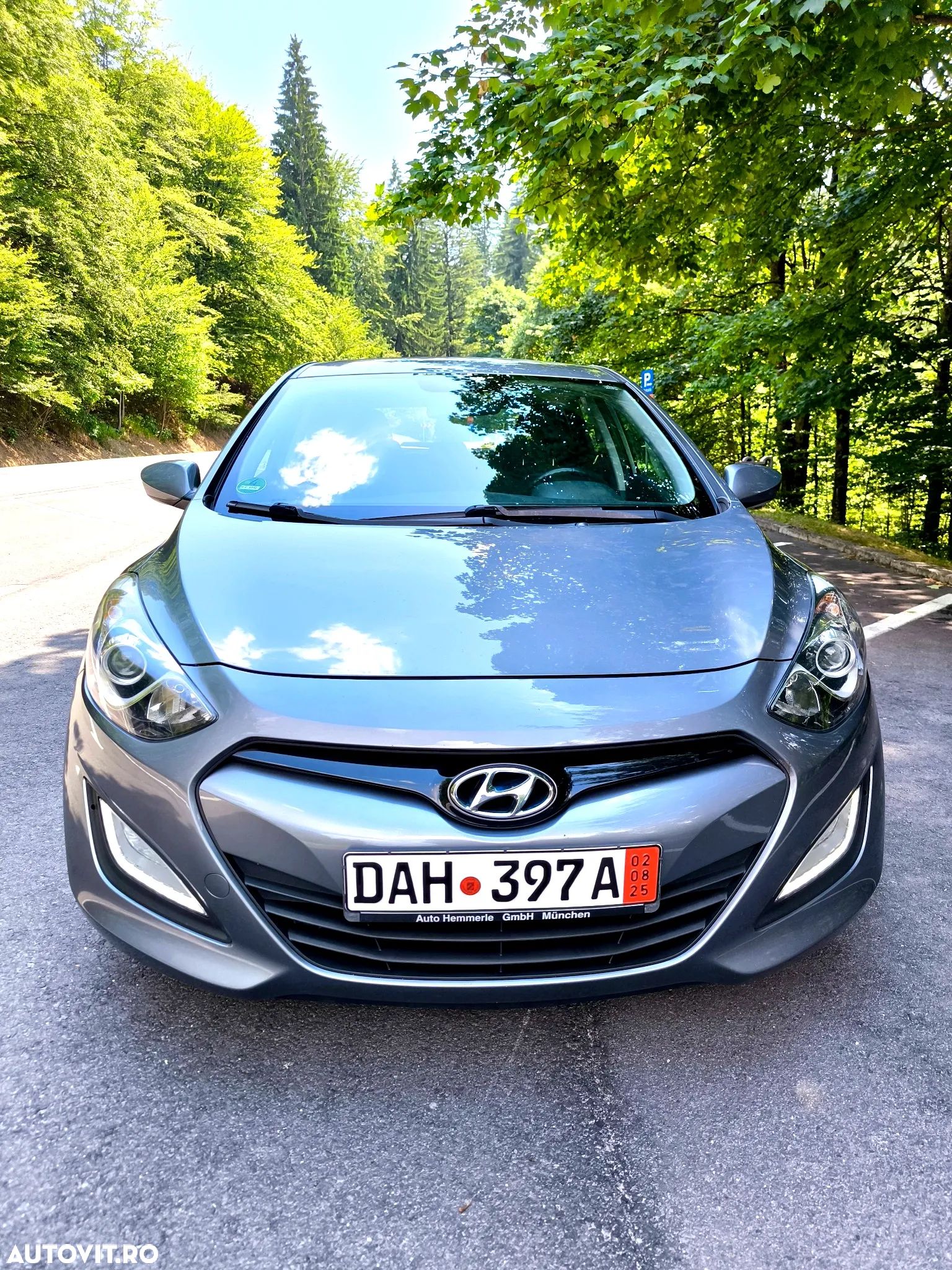 Hyundai i30 1.6 Fifa World Cup Edition - 1