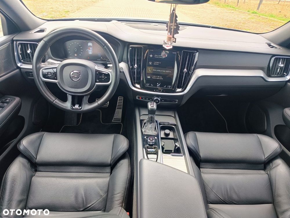 Volvo V60 T5 Geartronic R-Design - 14