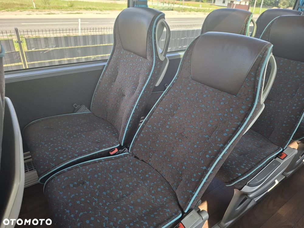 Mercedes-Benz Tourismo RHD-M - 27