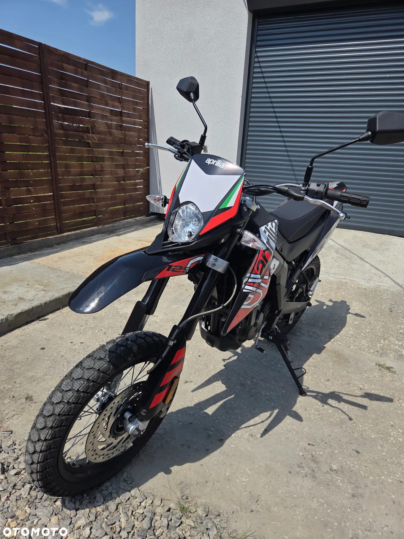 Aprilia SX - 9