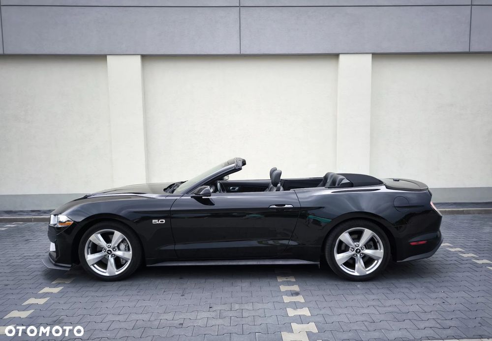 Ford Mustang - 6