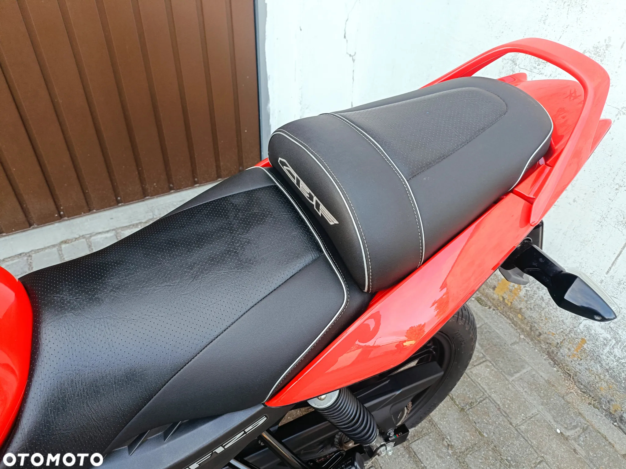 Honda CBF - 8