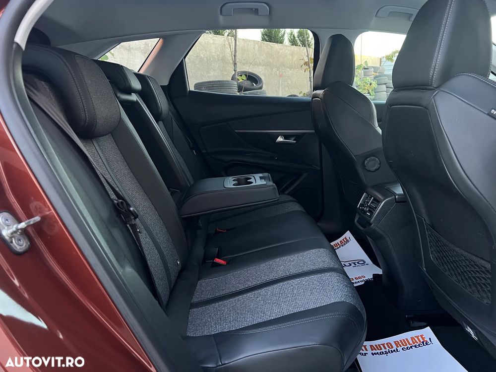 Peugeot 3008 1.2 PureTech 130 EAT8 GT - 8