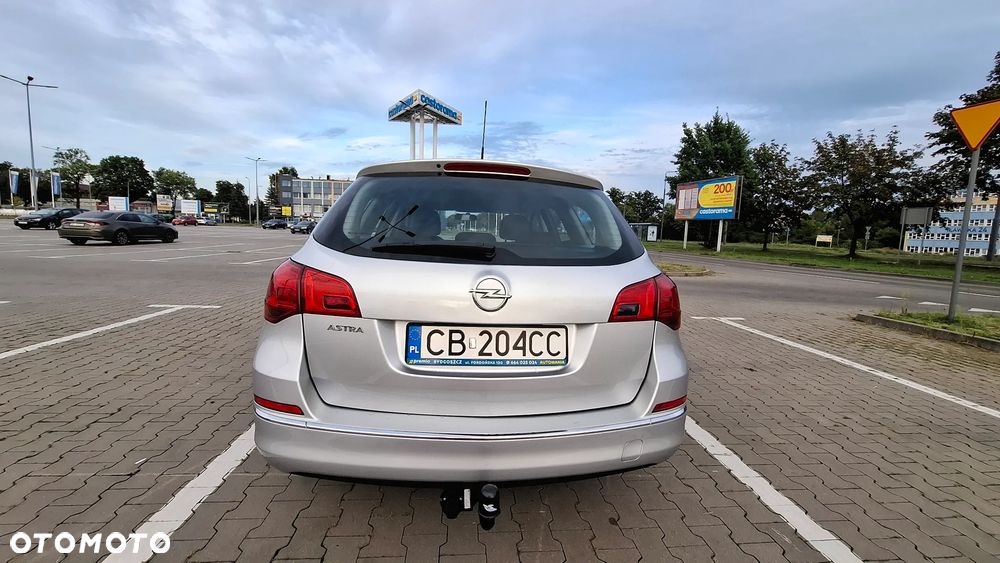 Opel Astra 1.6 Enjoy - 12