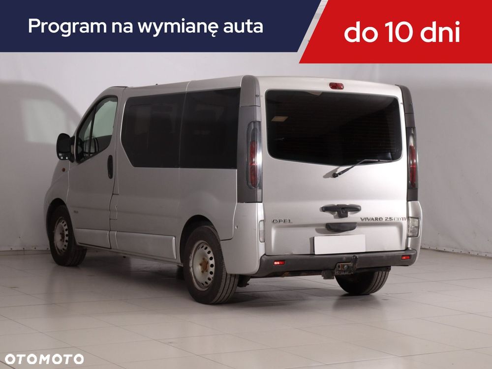 Opel Vivaro - 6