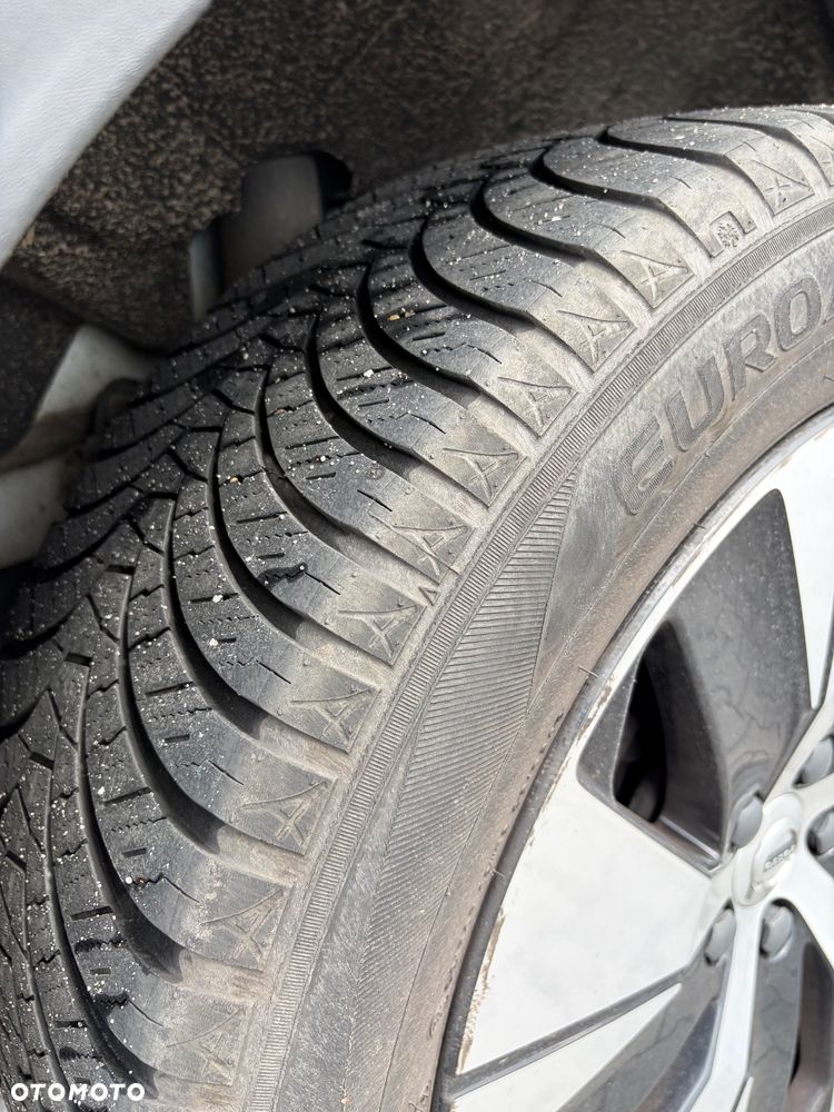 Volvo XC 40 T3 Momentum - 14