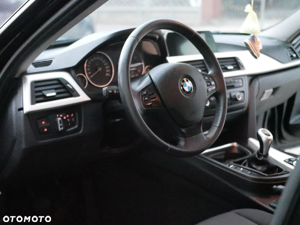 BMW Seria 3 - 6