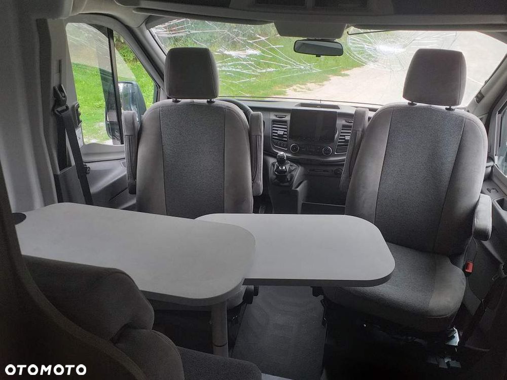 Ford Transit 4X4 CARADO  4 - Osobowy - 20