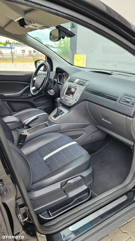 Ford Kuga - 27