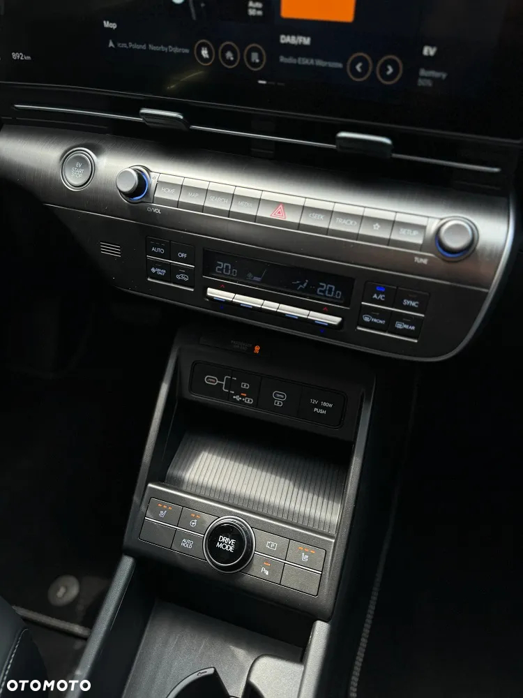 Hyundai Kona Electric 65kWh Executive - 14